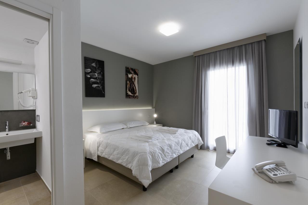 Southeast Hotel Chiaramonte Gulfi Ngoại thất bức ảnh